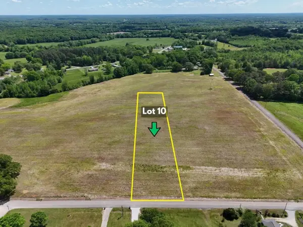 592 Co Rd 263, Florence, AL 35617