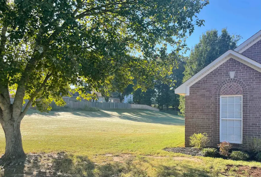 205 Casey Ln, Florence, AL 35633 - #3