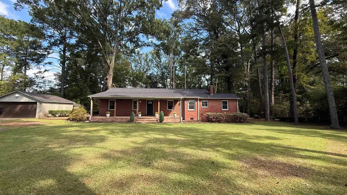 1016 Lee Ave, Cullman, AL 35055 - #1