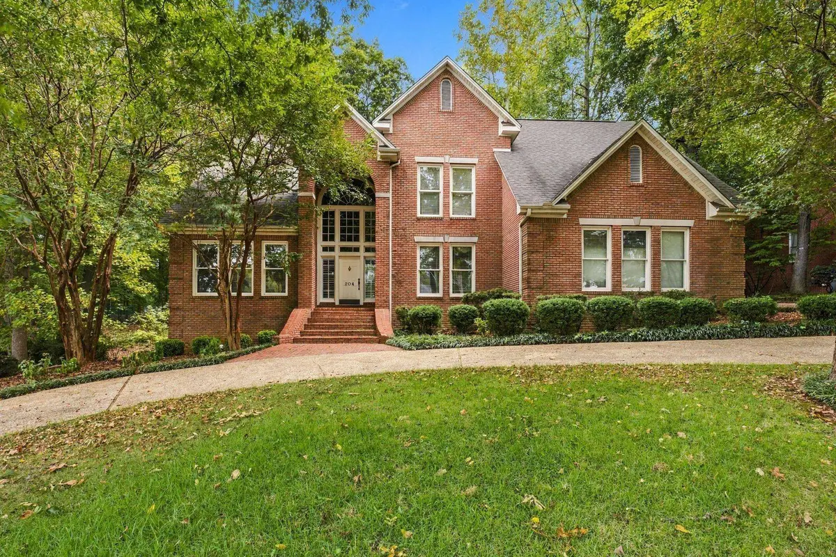 204 Bristol Ct, Florence, AL 35634 - #1