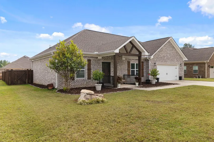 3508 Chesapeake Dr, Florence, AL 35630 - #2