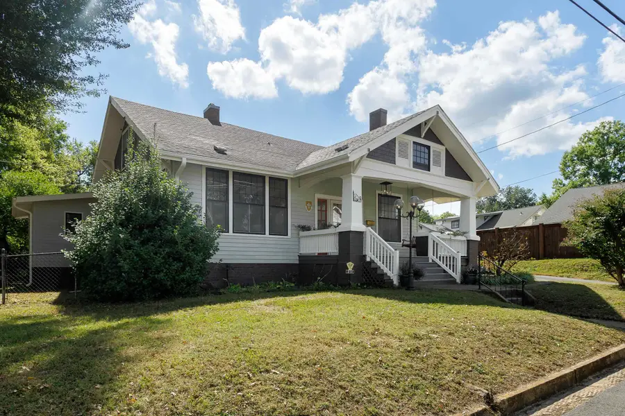 314 E Hawthorne St, Florence, AL 35630 - #2