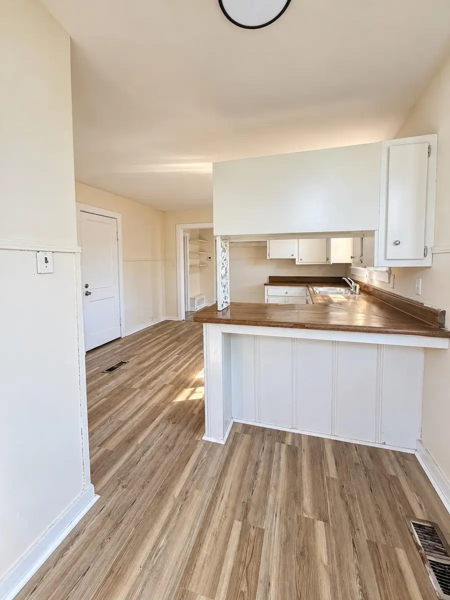 803 Cypress Mill Rd, Florence, AL 35630 - #2