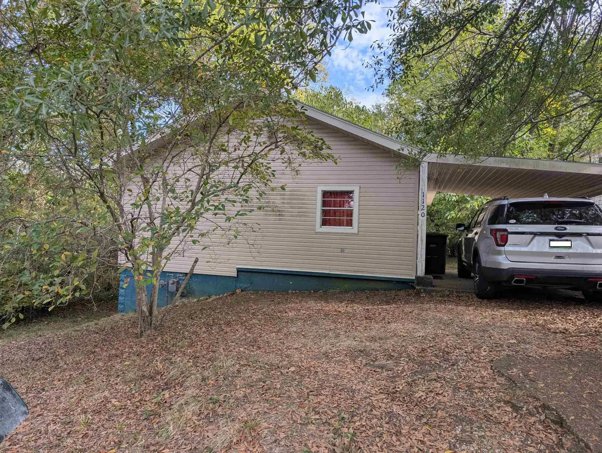 1120 Bellemeade Ave, Florence, AL 35630 - #1