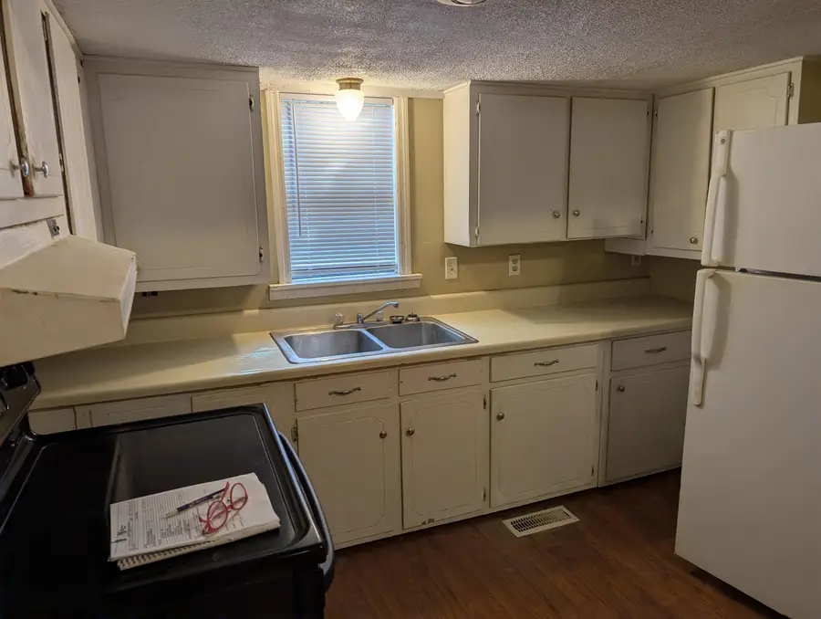 1120 Bellemeade Ave, Florence, AL 35630 - #2