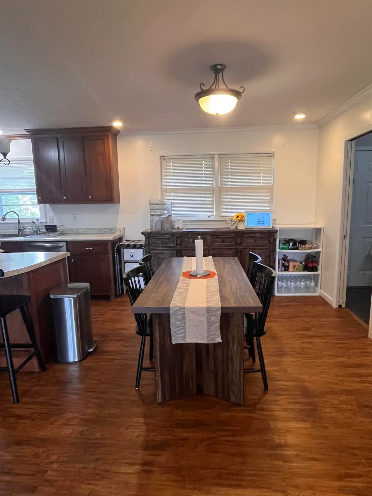 407 W Grove Ave, Muscle Shoals, AL 35661 - #1