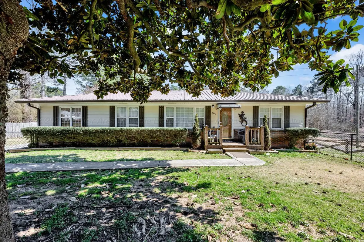 2555 Shady Grove Rd, Adamsville, AL 35005 - Image #1