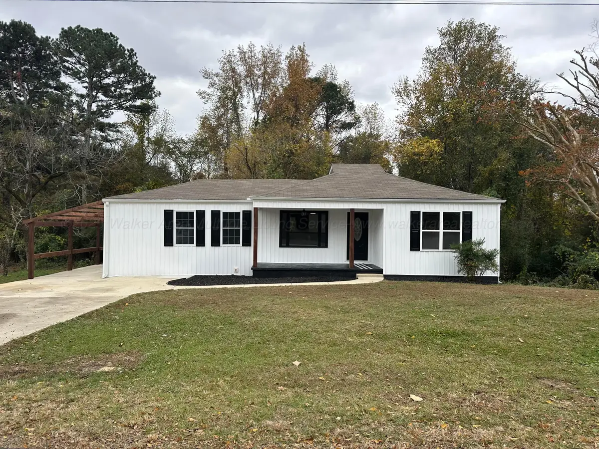 1464 14th Ave, Haleyville, AL 35565 - Image #1