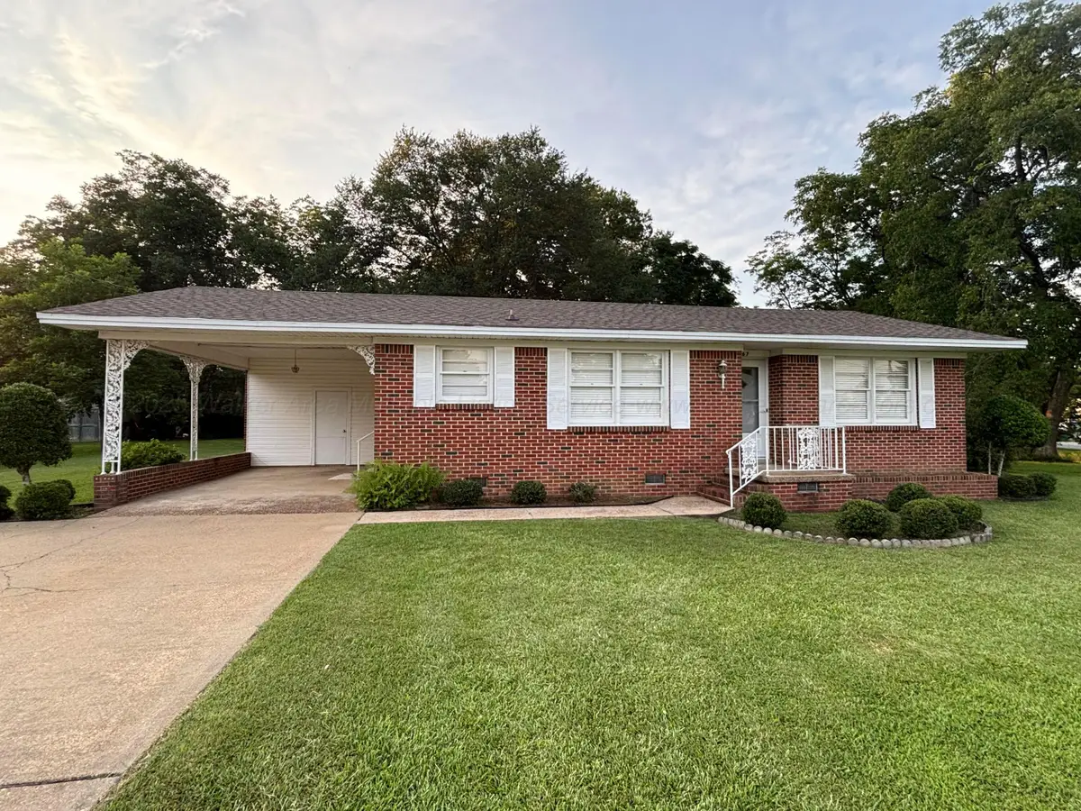 167 SW 2nd Ave, Vernon, AL 35592 - Image #1