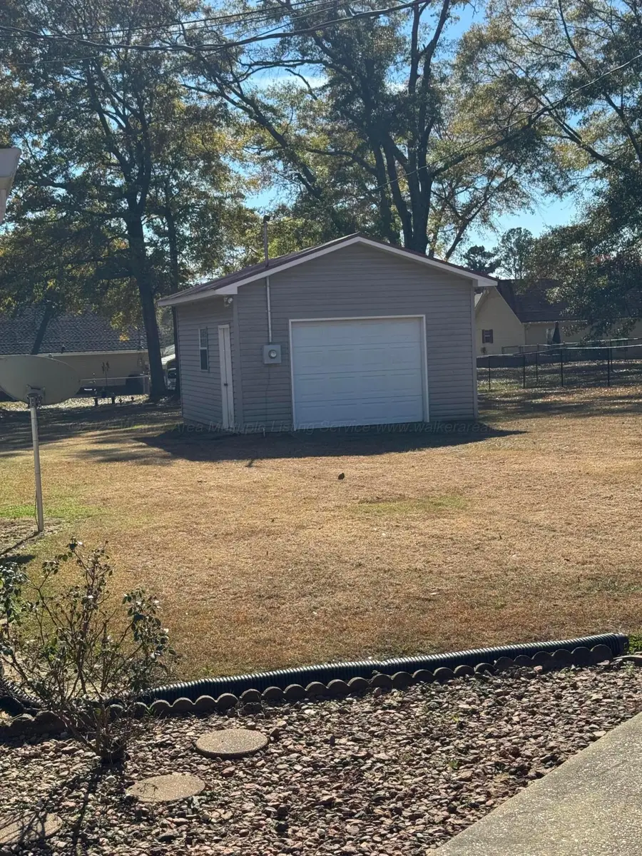 204 Shades Ave, Winfield, AL 35594 - Image #3