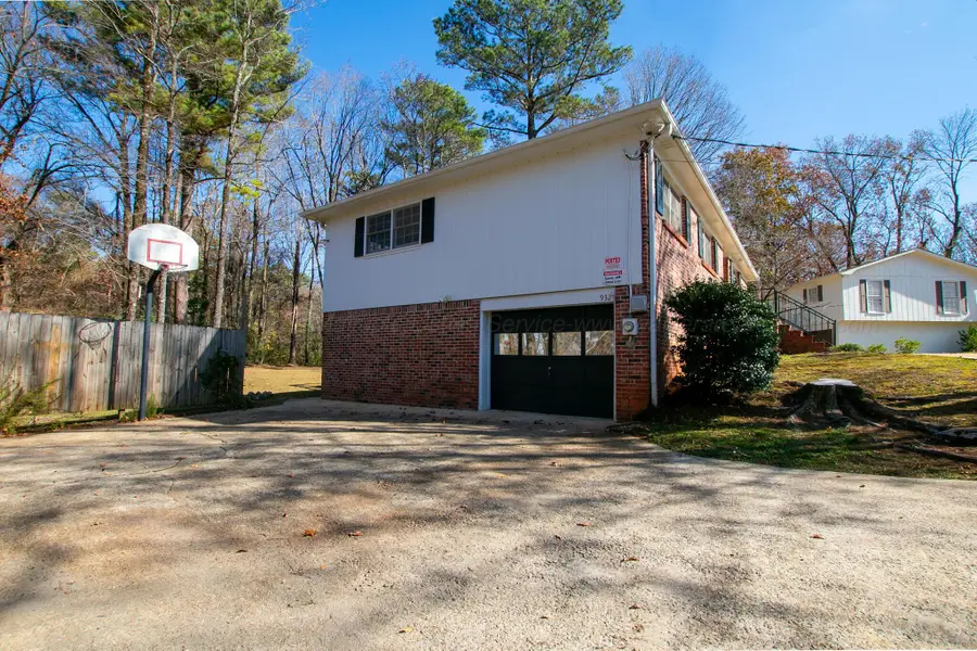 932 Kathryne Cir, Birmingham, AL 35235 - Image #3
