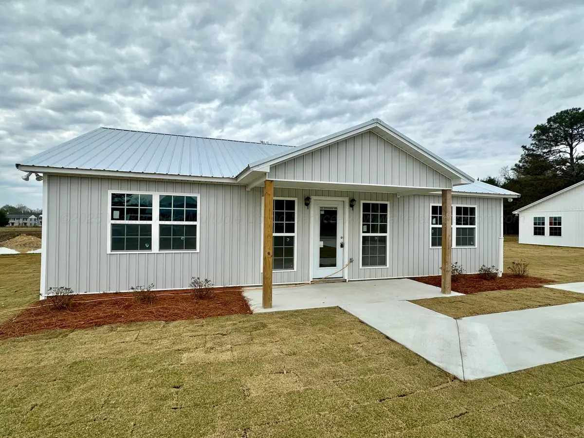 1205 N 1st St, Carbon Hill, AL 35549 - Image #1