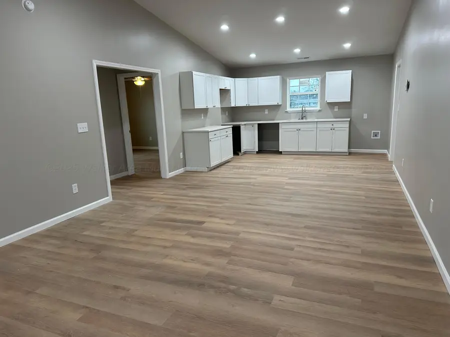 1205 N 1st St, Carbon Hill, AL 35549 - Image #2