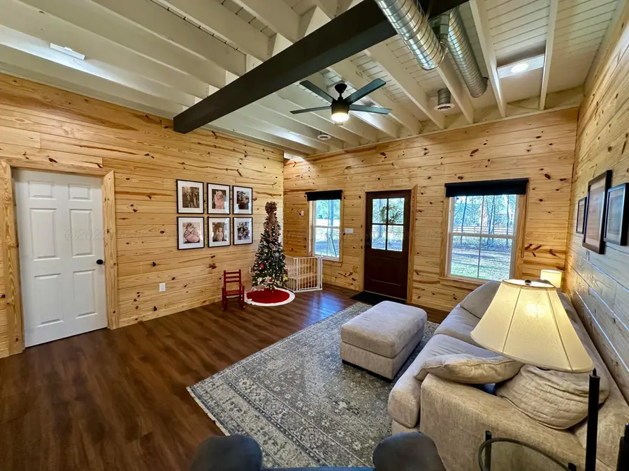 321 Yellow Jacket Rd, Carbon Hill, AL 35549 - Image #3