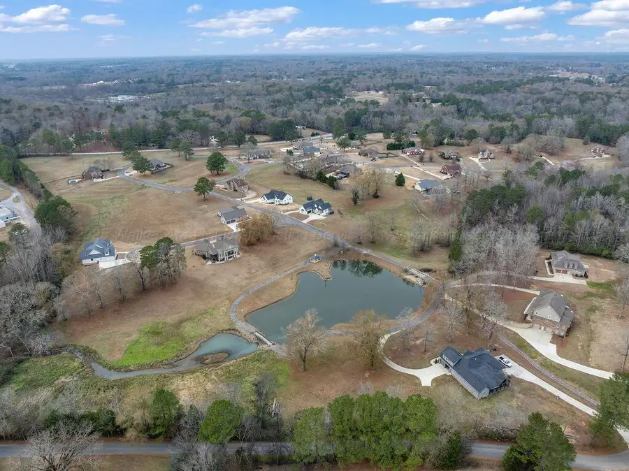 746 Golf Course Rd, Jasper, AL 35504 - Image #2