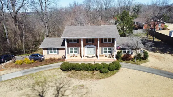 302 Darby Ave, Sheffield, AL 35660