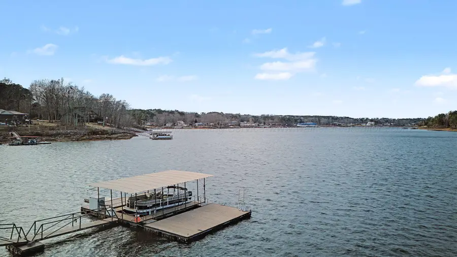 201 Stonebrook Cove Dr, Jasper, AL 35504 - Image #2