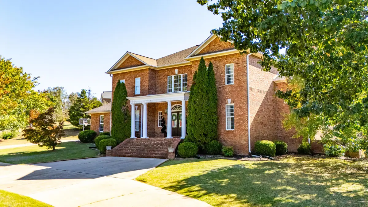 305 Chris Ln, Winfield, AL 35594 - Image #1