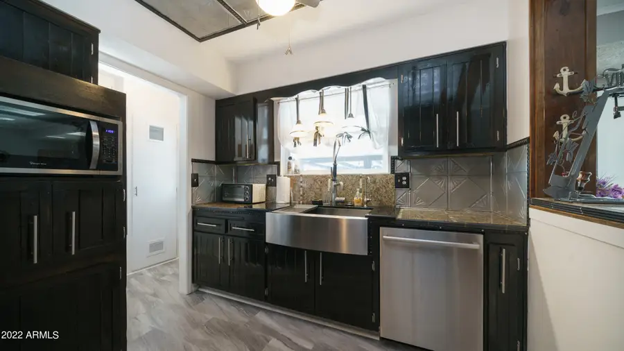 11033 W Alabama Avenue, Sun City, AZ 85351 - Image #3