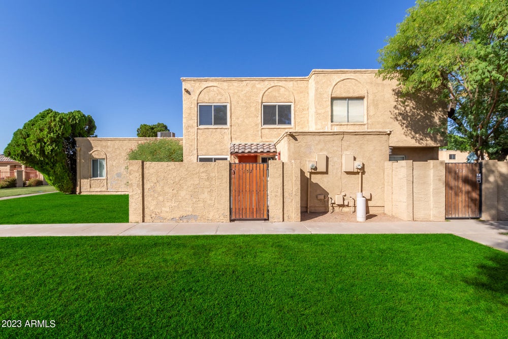 948 S Alma School Road 152, Mesa, AZ 85210 ERA