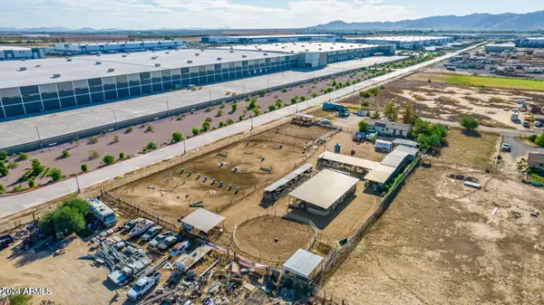 6725 N 160th Drive, Litchfield Park, AZ 85340