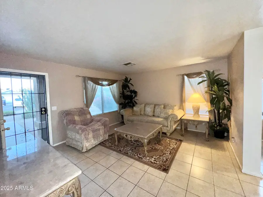 10705 W Montecito Avenue, Phoenix, AZ 85037 - Image #3