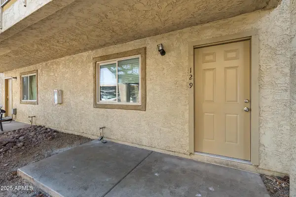 2220 W Dora Street #129, Mesa, AZ 85201