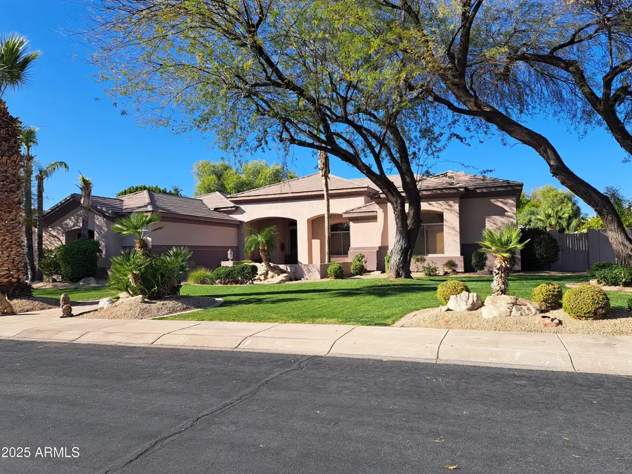 6428 W Eugie Avenue, Glendale, AZ 85304 - #2