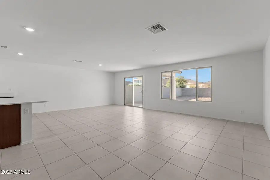 18185 E Zuza Drive, North Pinal, AZ 85118 - Image #2