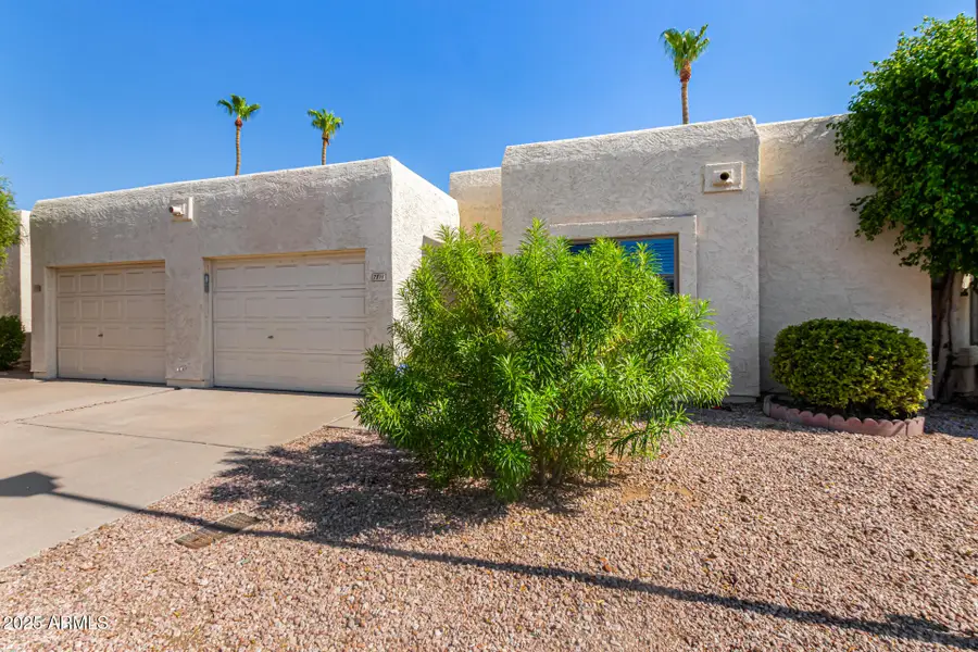 7811 E Park View Drive, Mesa, AZ 85208 - Image #3