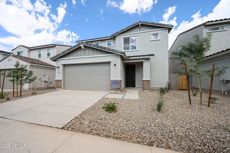 2742 E Dutchmans Trail, Apache Junction, AZ 85119 - Image #2