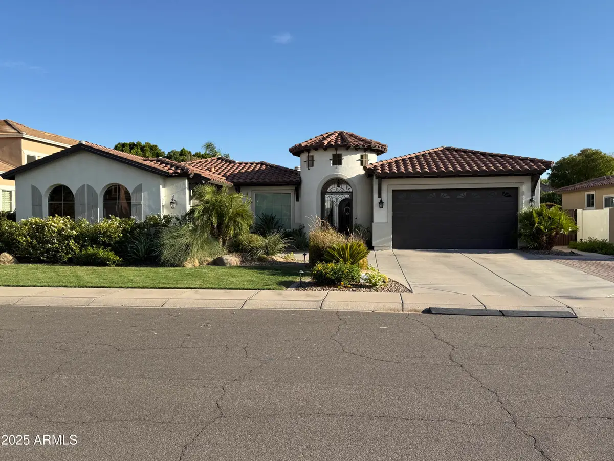411 E Crescent Place, Chandler, AZ 85249 - Image #1