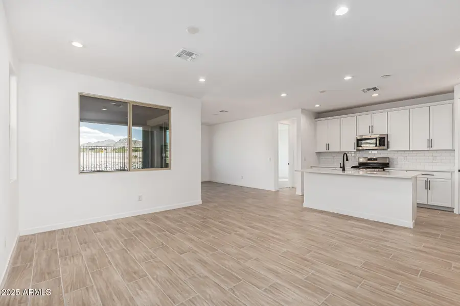 8643 S 169th Drive, Goodyear, AZ 85338 - Image #2