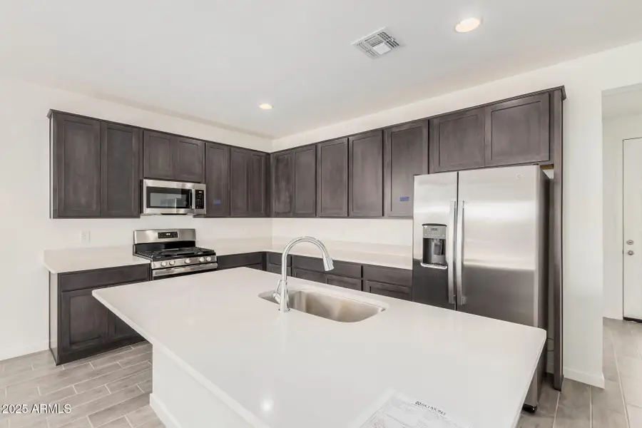 12360 W Parkway Lane, Avondale, AZ 85323 - Image #2