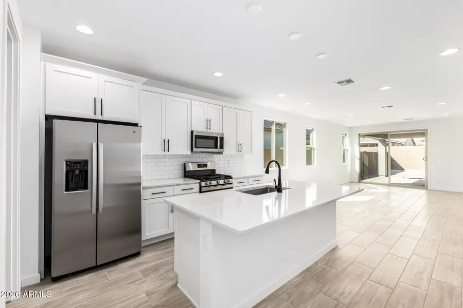 18218 W Elizabeth Avenue, Goodyear, AZ 85338 - #2