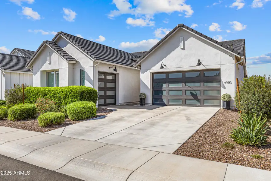 4020 W Serpentine Drive, San Tan Valley, AZ 85144 - Image #2