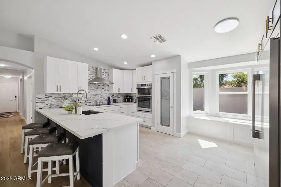 6092 S Bridal Vail Drive, Gilbert, AZ 85298 - Image #3