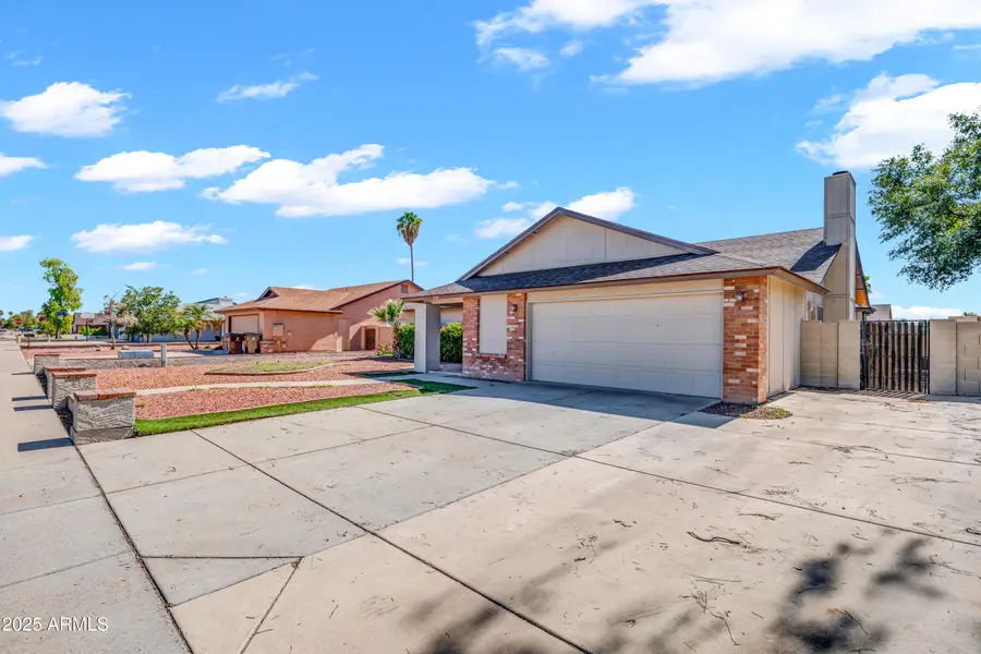 8119 W Corrine Drive, Peoria, AZ 85381 - Image #2