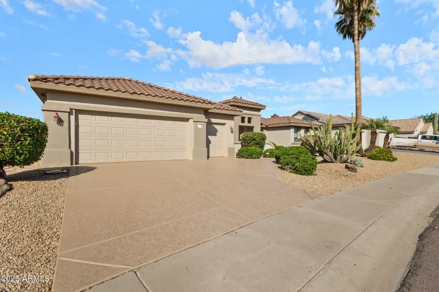 17522 N Ironhorse Drive, Surprise, AZ 85374 - Image #2