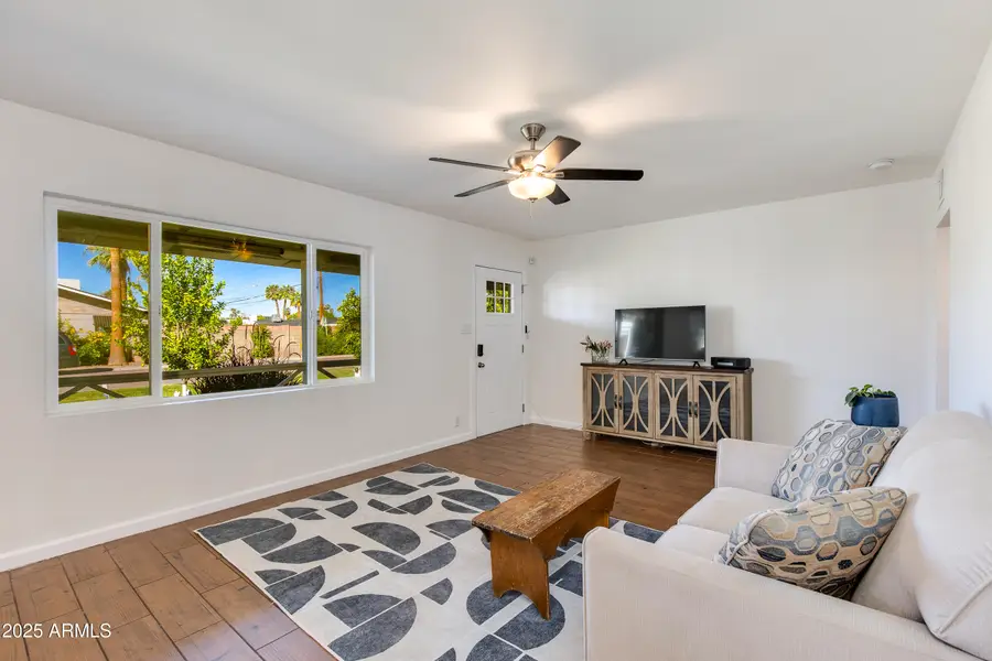 3313 N 43rd Place, Phoenix, AZ 85018 - Image #3