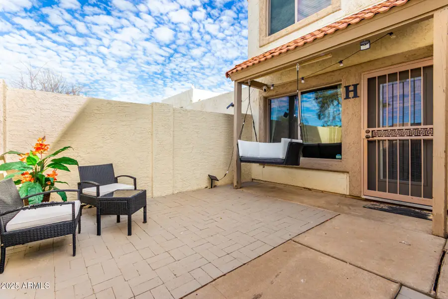 7817 E Valley Vista Drive, Scottsdale, AZ 85250 - Image #3