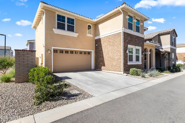 654 S Beebe Street, Gilbert, AZ 85296