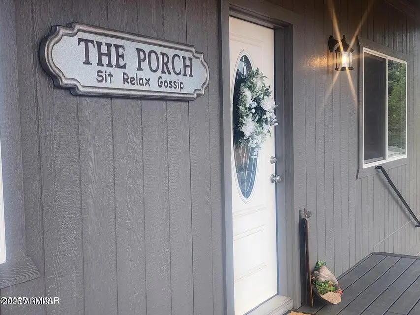 5523 Turkey Run Road, Pinedale, AZ 85934 - Image #1