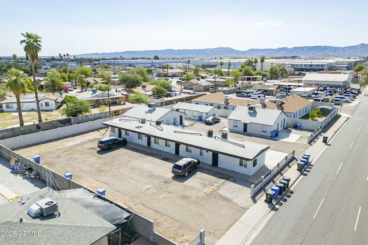 927 S 35th Avenue, Phoenix, AZ 85009 - Image #1