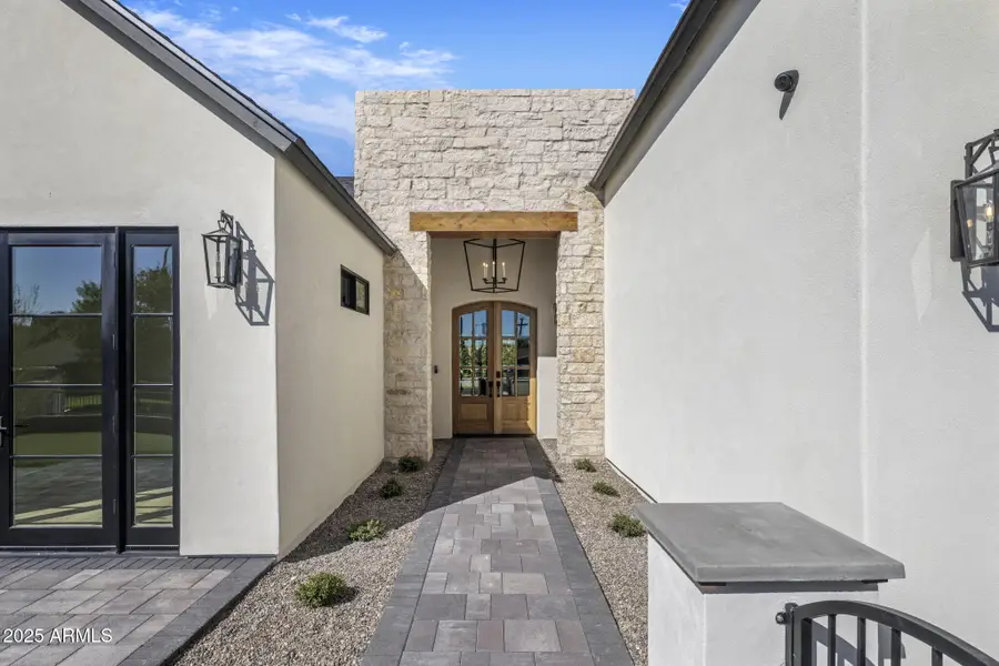 2108 E Solano Drive, Phoenix, AZ 85016 - Image #3