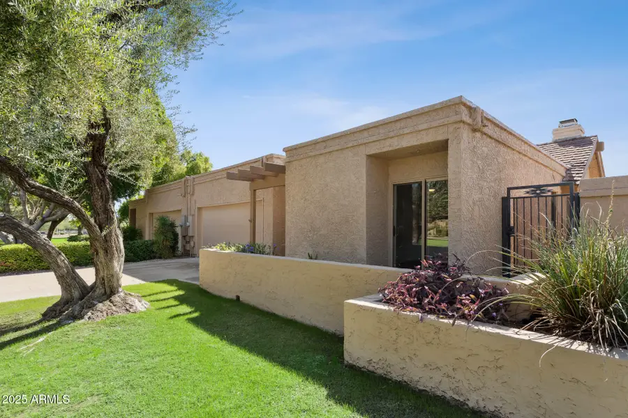 7967 E Solano Drive, Scottsdale, AZ 85250 - Image #2