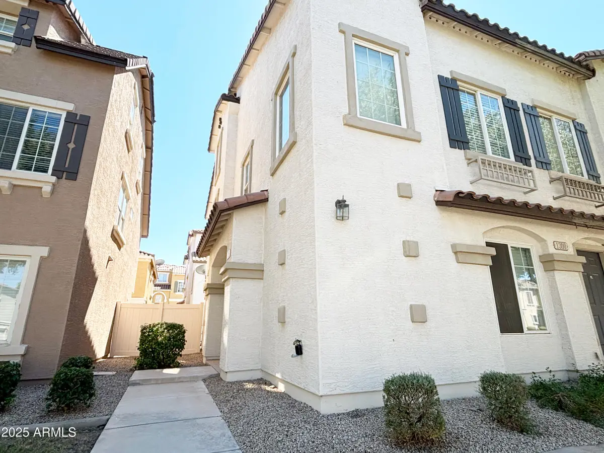 1298 S Owl Drive, Gilbert, AZ 85296 - Image #1