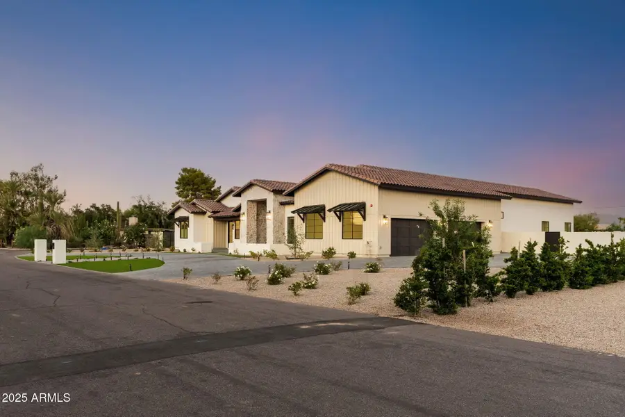 10809 N 82nd Place, Scottsdale, AZ 85260 - Image #2