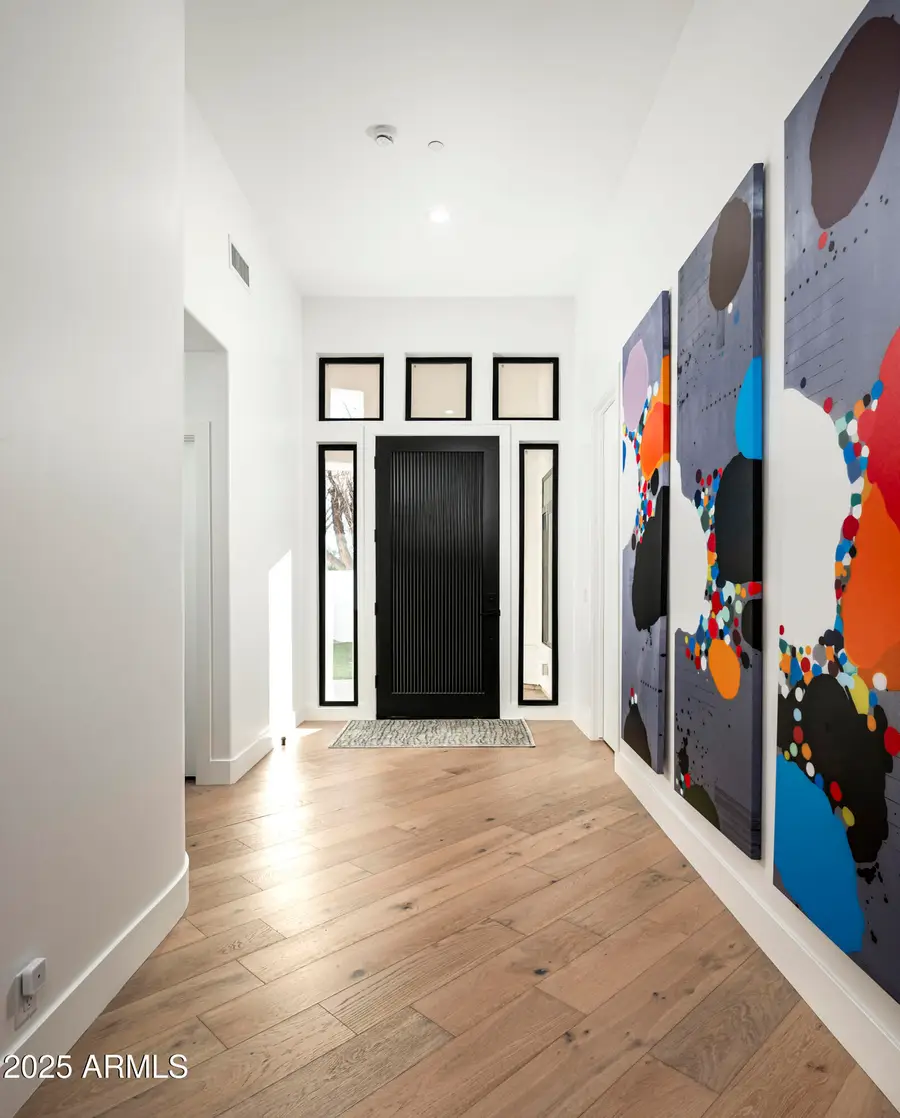 7614 E Cactus Wren Road, Scottsdale, AZ 85250 - Image #3