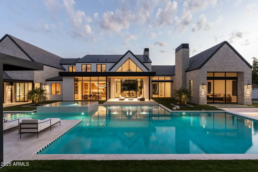 6230 E Hillcrest Boulevard, Phoenix, AZ 85251 - Image #2